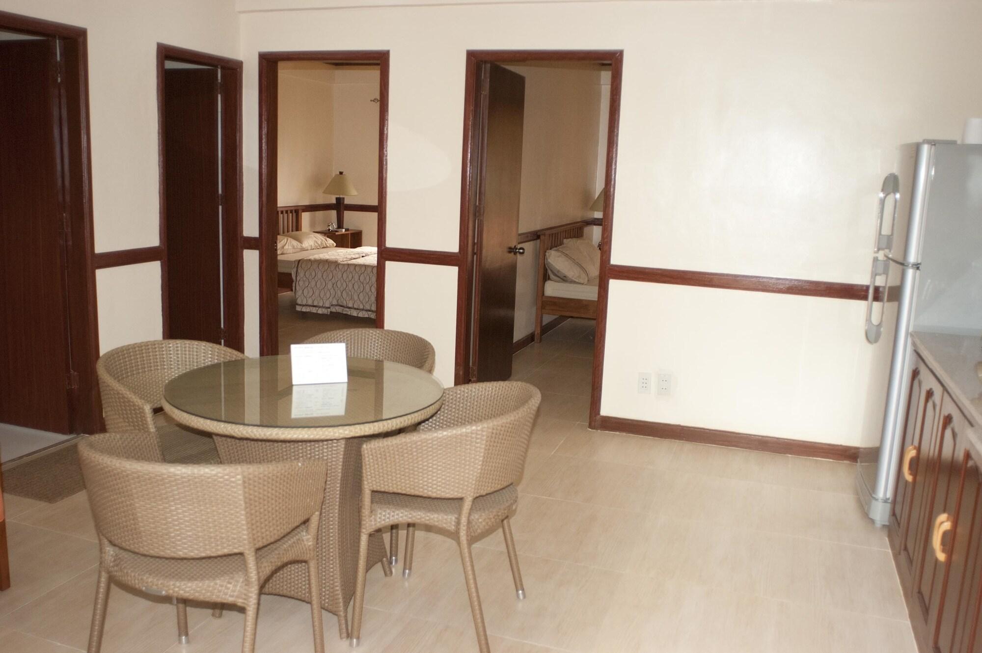 Punta House Hotell Lapu-Lapu City Exteriör bild