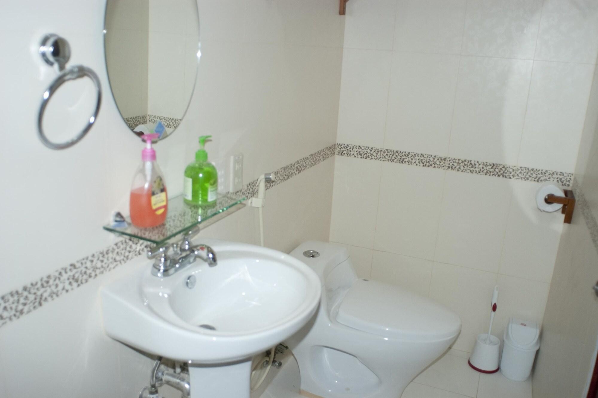 Punta House Hotell Lapu-Lapu City Exteriör bild